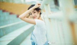 娱乐吃瓜女配是女生,娱乐圈吃瓜女王的风采